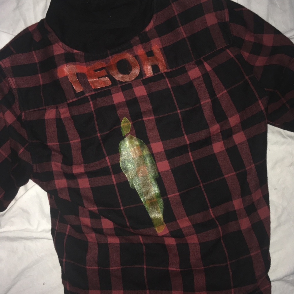 “TEOH” flannel